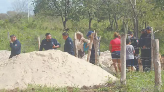 José D. K. amenazó a trabajadores de una construcción, cortó una manguera de nivel y varios cordeles con su machete