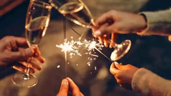La celebración de fin de año más antigua fue en Mesopotamia La celebración de fin de año más antigua fue en Mesopotamia