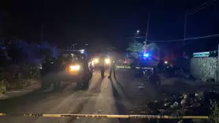 Balean una casa en la colonia Huayumil de Felipe Carrillo Puerto