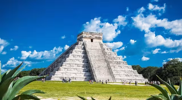 Chichén Itzá maravilla a visitantes en Semana Santa