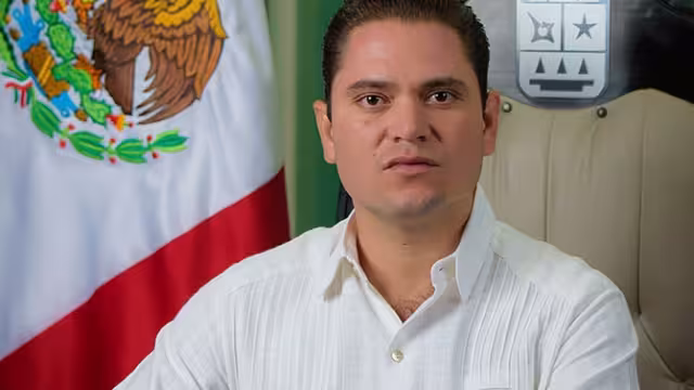 La señora María Luisa indicó que el funcionario quintanarroense se niega a devolverle el predio en Playa del Carmen