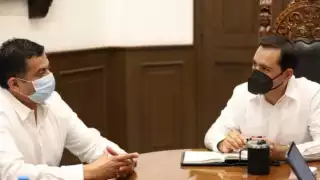 Vila Dosal mantiene la idea de seguir impulsando la industria en Yucatán. Foto: @MauVila