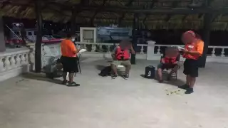 Los pescadores quedaron varados en Boca-Pargo, en Ciudad del Carmen