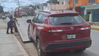 Recuperan auto con reporte de robo mediante sistema Repuve en Hecelchakán