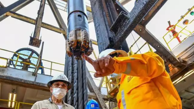 Los megacontratos de mantenimiento en Pemex buscan reducir costos y centralizar servicios