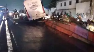 Las 15 personas que sufrieron lesiones leves fueron dadas de alta horas después del accidente