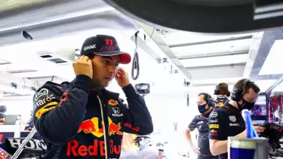 El mexicano podría arrancar en lo más alto la temporada 2021 de la F1 El mexicano podría arrancar en lo más alto la temporada 2021 de la F1