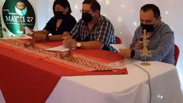 Se destacó que el libro corresponde a la IV obra publicada por la Unión de Escritores Comunitarios de Yucatán