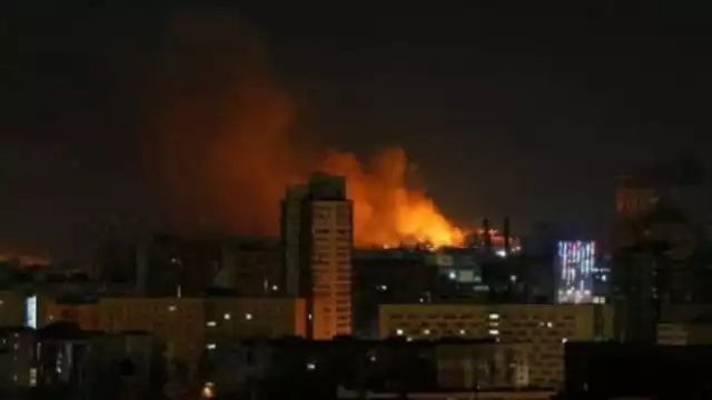 Kiev vivió una noche llena de enfrentamientos por tierra. los rusos no pudieron tomar la capital. Foto: Captura de pantalla