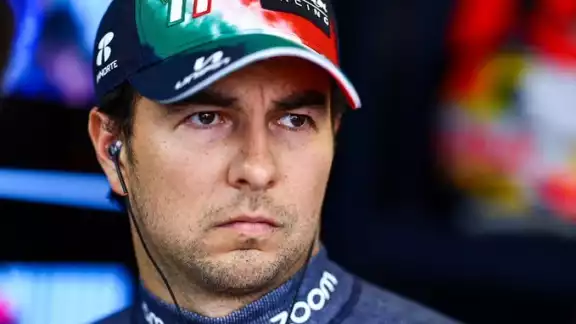 El mexicano se quedó tercer lugar en el puesto de pilotos El mexicano se quedó tercer lugar en el puesto de pilotos