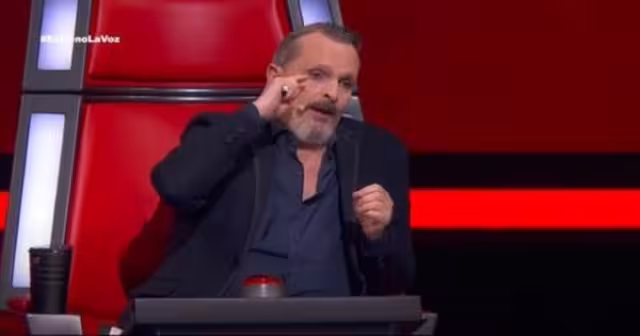 Miguel Bosé asegura que su afonía se debe a un problema 'romántico'