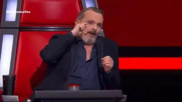 Miguel Bosé asegura que su afonía se debe a un problema 'romántico'