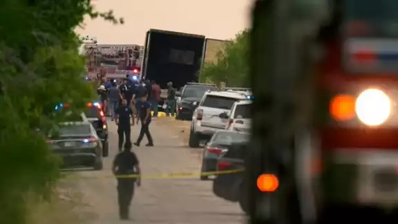 En el lugar aún trabajan elementos de emergencia. Foto: Especial