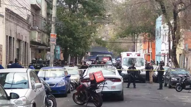 Al arribaron distintos elementos de seguridad, tras reportarse la balacera. Foto: Especial