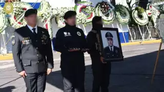 Policía abatido en enfrentamiento en la colonia Doctores es despedido en su funeral