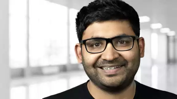 Parag Agrawal tiene un doctorado en Informática por la Universidad de Stanford Parag Agrawal tiene un doctorado en Informática por la Universidad de Stanford