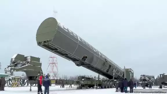 A casi cuatro semanas del ataque ruso a Ucrania, se empieza hablar de armas núcleares. Foto: AFP A casi cuatro semanas del ataque ruso a Ucrania, se empieza hablar de armas núcleares. Foto: AFP