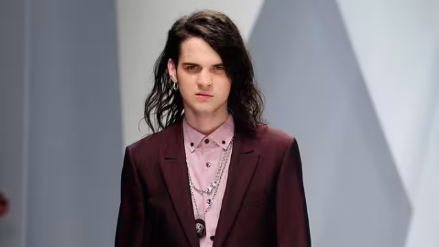 Jethro Lazenby, era hijo del músico Nick Cave y se dedicaba al modelaje y la fotografía