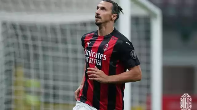 Zlatan dice adiós al futbol profesional vistiendo los colores del Milan