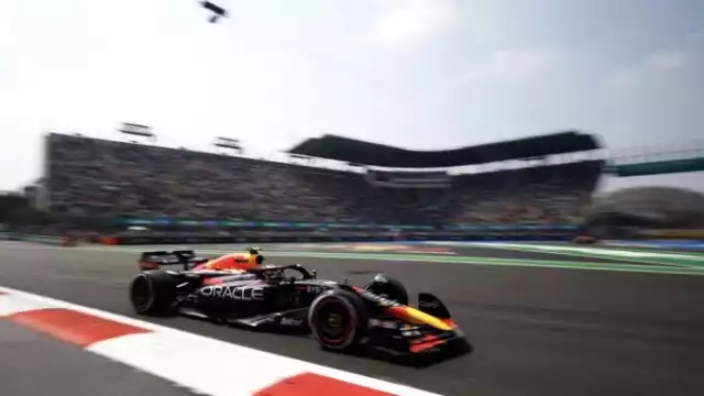 Checo Pérez buscará salir desde el inicio en la parrilla