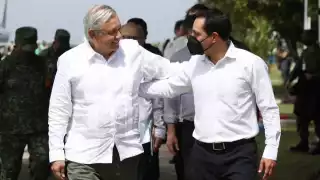 el Gobernador de Yucatán, Mauricio Vila Dosal, salió en punto de las 18:10 pm de la Ciudad de Mérida, en un vuelo privado directo a la Ciudad de México