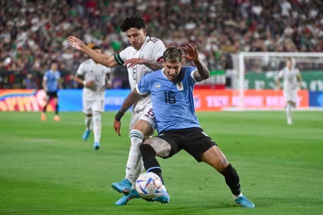 Uruguay exhibió un gran futbol frente a México. Foto: @miseleccionmx