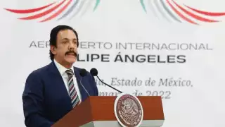 Omar Fayad tomó la palabra durante la inauguración del Aeropuerto Internacional Felipe Ángeles. Foto: Twitter @omarfayad
