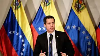 Guaidó informó que ha tenido síntomas leves del COVID-19