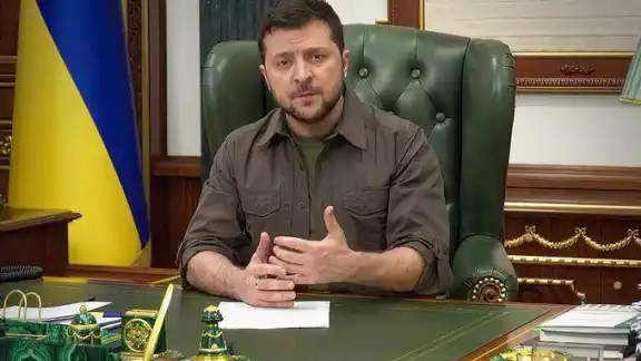 También ha hecho un llamamiento a las empresas de energía para que informen puntualmente a los ciudadanos También ha hecho un llamamiento a las empresas de energía para que informen puntualmente a los ciudadanos