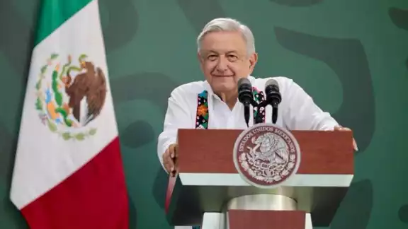 AMLO indicó que el INE necesitará más recursos para la revocación; sin embargo, condicionó su entrega debido a que se hará solo si no se afectar prioridades AMLO indicó que el INE necesitará más recursos para la revocación; sin embargo, condicionó su entrega debido a que se hará solo si no se afectar prioridades