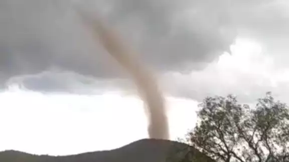 El tornado se calculó está en la categoría cero de la escala Fujita El tornado se calculó está en la categoría cero de la escala Fujita