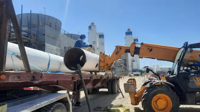 Obreros de la Península de Atasta enfrentan desempleo por abandono de la Planta de Nitrógeno Cantarell