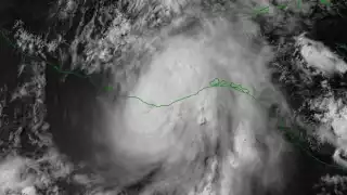 El Huracán Agatha tocó tierra a las 15:50 horas apróximadamente. Foto: Sky Storm
