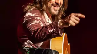 El intérprete de 'La camisa negra' será el primer artista en presentar en Xmatkuil este 2022