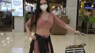 La "Barbie" Venezolana paralizó Aeropuerto Internacional de Cancún