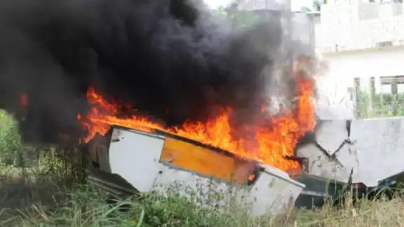 Las embarcaciones abandonadas resultaron con daños totales Las embarcaciones abandonadas resultaron con daños totales