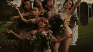 La creación audiovisual aborda el tema de la búsqueda del amor junto con sus vicisitudes