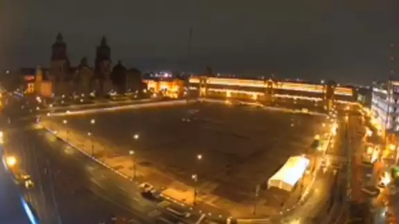 Fuerte trueno despierta a capitalinos durante la madrugada