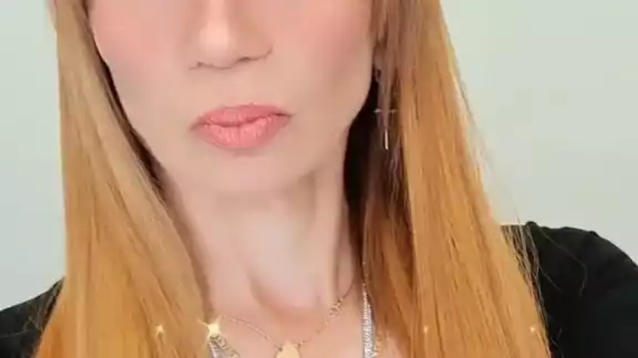 Mhoni Vidente se ha convertido en una de las astrólogas con más autoridad debido a sus polémicas y acertadas predicciones Mhoni Vidente se ha convertido en una de las astrólogas con más autoridad debido a sus polémicas y acertadas predicciones