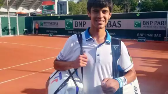Aunque no avanzó a la Semifinal, el yucateco será parte del Top 15 de los mejores tenistas juveniles del mundo Aunque no avanzó a la Semifinal, el yucateco será parte del Top 15 de los mejores tenistas juveniles del mundo