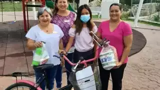 María Cab Caamal camina 4.5 km para ir a la escuela en la comisaría de Popolá, y la misma distancia para regresar a su casa