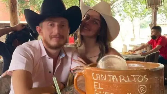 La trágica muerte de Octavio Ocaña ha afectado notablemente a su prometida, Nerea Godínez, quien diariamente aprovecha sus redes sociales para recordar al actor en alguna foto o video La trágica muerte de Octavio Ocaña ha afectado notablemente a su prometida, Nerea Godínez, quien diariamente aprovecha sus redes sociales para recordar al actor en alguna foto o video