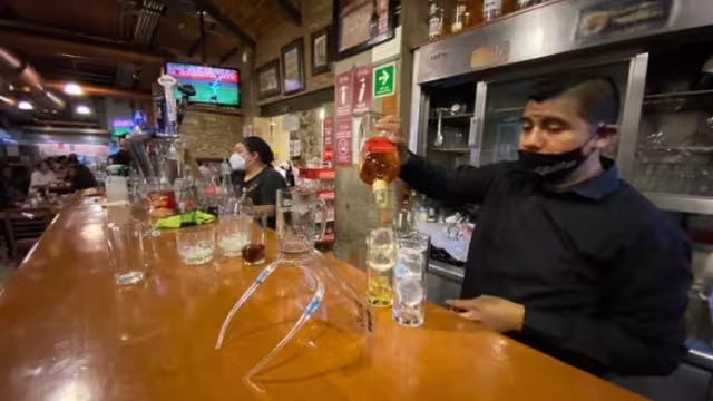 Con el semáforo Amarillo el uso del cubrebocas sigue obligatorio en espacios públicos cerrados y recomendado en espacios abiertos