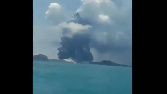 La onda de choque tras la erupción del volcán submarino Hunga-Tonga-Hunga-Ha'apai ocasionó un sonido La onda de choque tras la erupción del volcán submarino Hunga-Tonga-Hunga-Ha'apai ocasionó un sonido