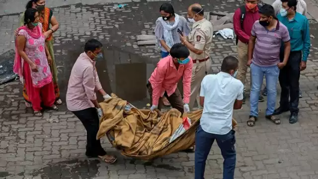 Incendio mata a 10 en hospital de pacientes COVID-19 en India
