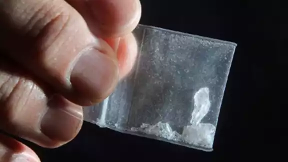 El hombre fue sorprendido vendiendo cristal en Tizimín El hombre fue sorprendido vendiendo cristal en Tizimín