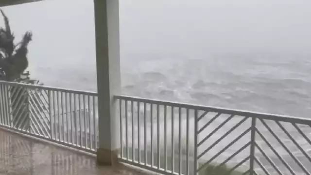 El Centro Nacional de Huracanes espera marejadas ciclónicas potencialmente mortales, vientos catastróficos e inundaciones en Florida