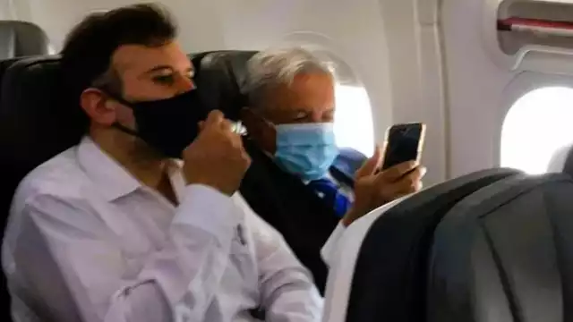 El mandatario voló este jueves para inciar una gira en Nuevo León. Foto: Especial