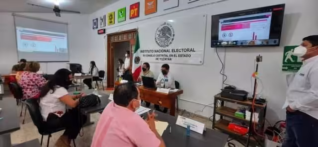 Los empleados fueron obligados a asistir a una junta