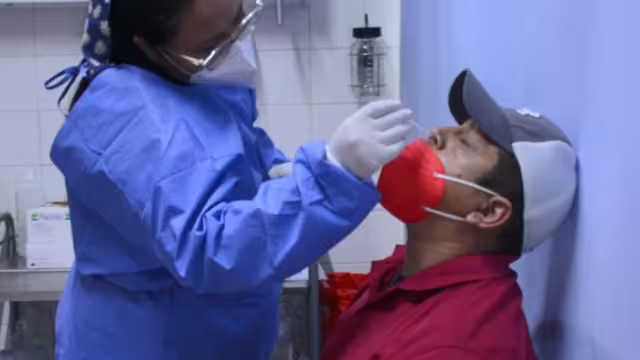 Los estudios han crecido 30% por síntomas de COVID-19 y dengue en Ciudad del Carmen